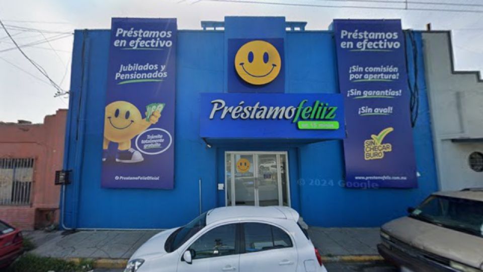 Eduardo 'N', de 86 años, padre del dueño de Préstamo Feliz, fue interceptado por autoridades ministeriales de Nuevo León cuando intentaba cruzar hacia Brownsville, Texas.