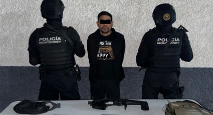 Hombre es arrestado con armas y cartuchos durante filtro antialcohol en Monterrey