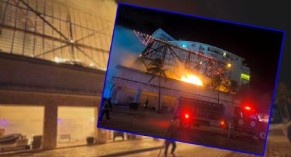 VIDEO | Fuego consume palapa: Así fue el fuerte incendio en la Zona Hotelera de Cancún