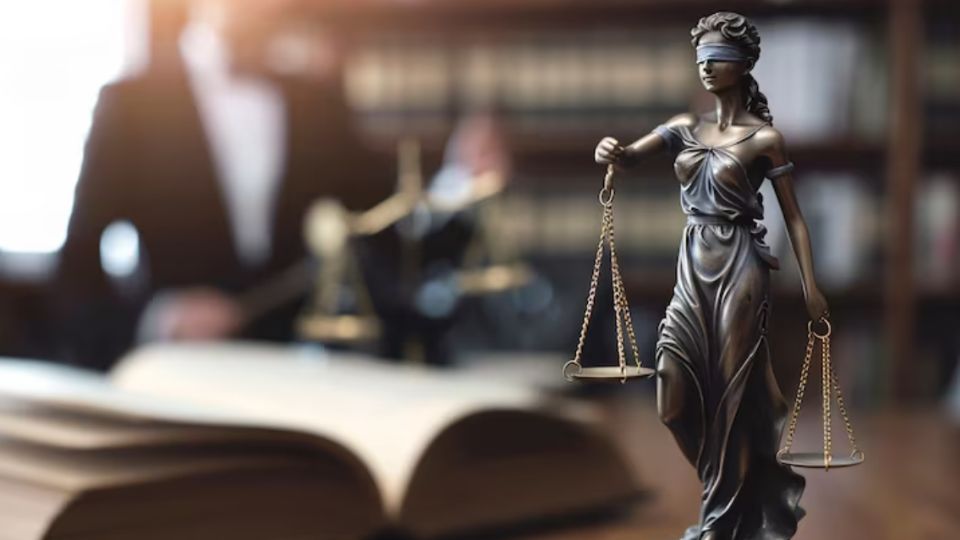 De acuerdo con los registros judiciales, los juicios de amparo fueron presentados el 19 de marzo.