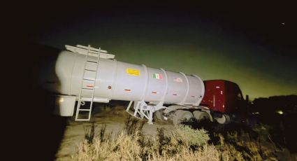 Hallan toma clandestina de hidrocarburo y tractocamión con cisterna en brecha de Pesquería