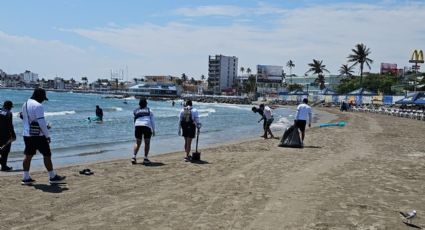 Continúa la recolección de toneladas de material hidrocarburo del Golfo de México