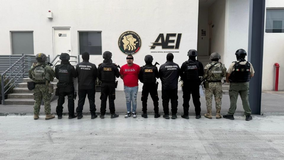 Elementos de Fuerza Civil detuvieron a un hombre en Juárez, a quien le aseguraron un arma de fuego, droga y dinero en efectivo durante un operativo de inteligencia.