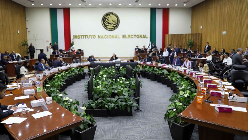 El INE informó que, a partir de este martes, corre el plazo de 60 días hábiles para resolver las solicitudes de registro, el cual, en caso de ser procedente, surtirá efectos a partir del 1 de julio de este año.