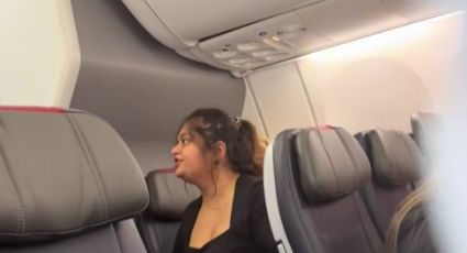 Vídeo | ´¡Me quiero bajar!´: una pasajera arma escándalo en un avión comercial y retrasa el viaje