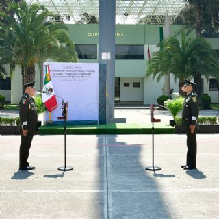 El general Juan José Gómez rinde protesta como comandante del Ejército Mexicano