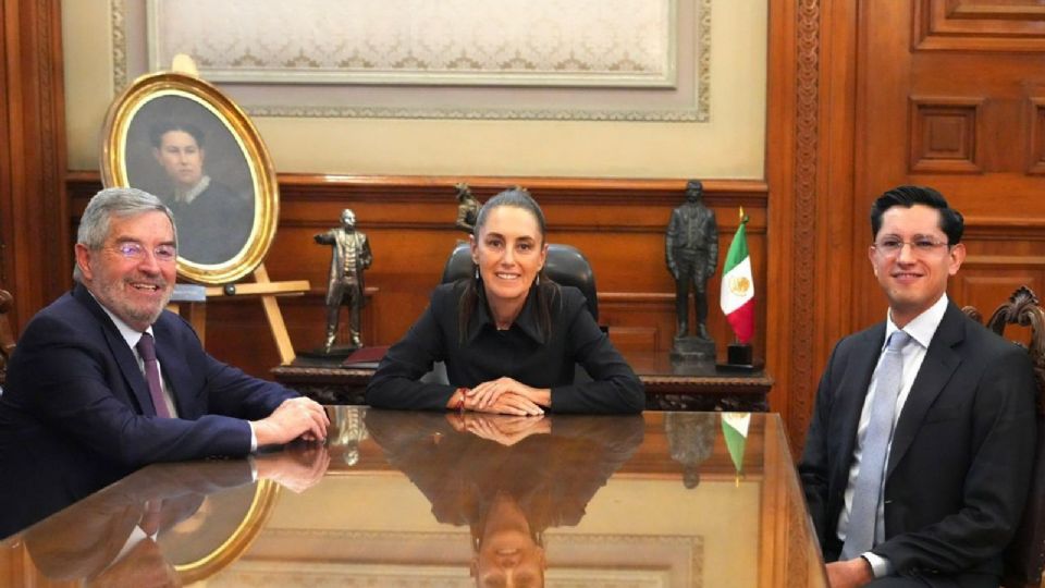 El nombramiento de Roberto Velasco, de 38 años, ha generado opiniones divididas.