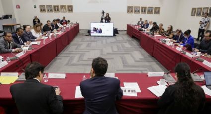 Martí Batres se reúne con directores de hospitales del ISSSTE para fortalecer el sistema de salud