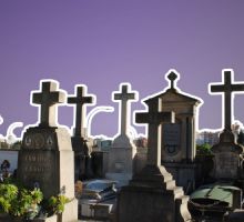 Entierran a millonario en su Mercedes-Benz en China; VIDEO se vuelve viral