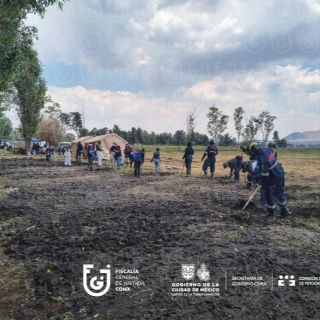 FGJCDMX confirma hallazgo de más de 300 restos óseos en la zona de Lago de Chalco