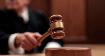 Juez desecha amparos contra eliminación de pensiones doradas