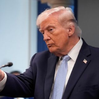 Trump frena ataque de Israel a Líbano; presume avance con Irán