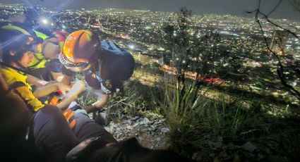 Rescatan a mujer que sufrió fractura en La Huasteca
