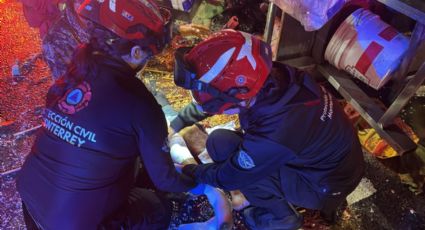 Atropellan a vendedor de elotes en Monterrey; sufre fracturas graves