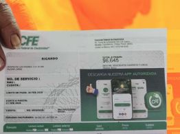 Cambio de nombre en recibo de luz CFE: trámite gratuito y rápido en 2026