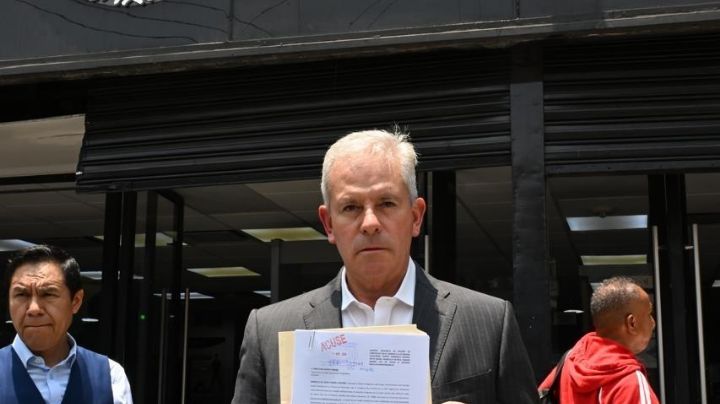 Diputados del PAN presentan denuncia por hospedaje a hijo de Ebrard en la embajada en Reino Unido