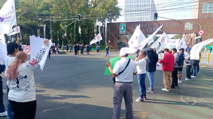 Organización humanista bloquea avenida Niños Héroes y denuncia fraude procesal ante el TSJ CDMX