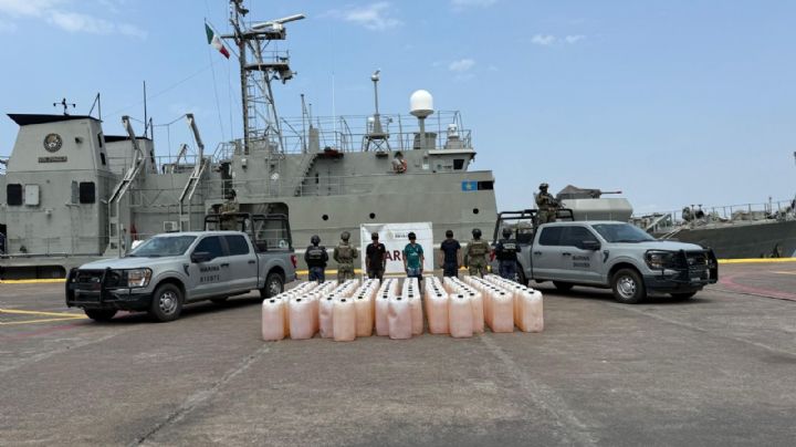 Marina intercepta embarcación con 6 mil litros de combustible