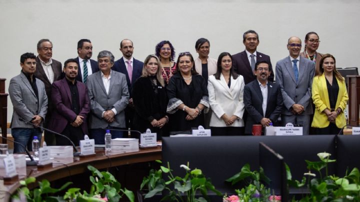 Rinden protesta nuevos consejeros del INE