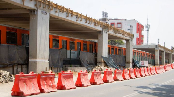Objeto atorado provoca caída en Metro