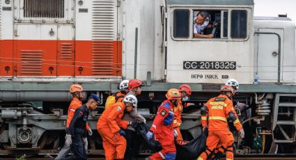 VIDEOS | Choque de trenes en Indonesia deja muertos