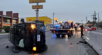 Conductor ebrio vuelca auto en Guadalupe; hay un lesionado