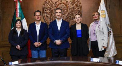 Adrián de la Garza reestructura su gobierno en Monterrey con nuevos nombramientos