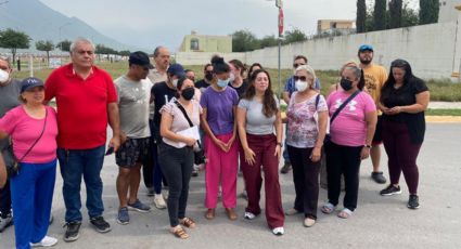 Vecinos de García exigen solución por malos olores y advierten bloqueos