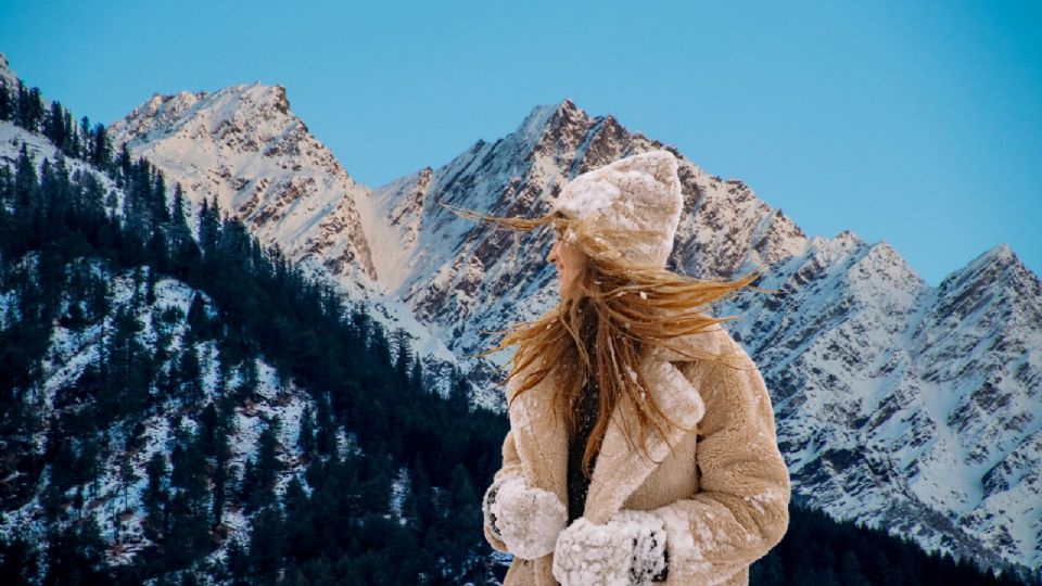 Las autoridades advierten sobre un escenario de tiempo severo que incluye caída de nieve.