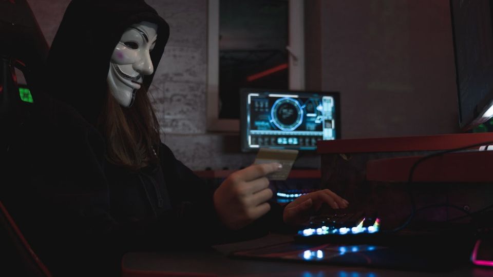 Ignacio Gómez Villaseñor, investigador digital, alertó sobre la filtración de datos de la Secretaría de Marina.