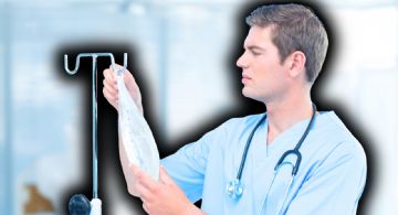 Diego Figueroa exige justicia por su hermana ante el peligro de sueros vitaminados en Sonora