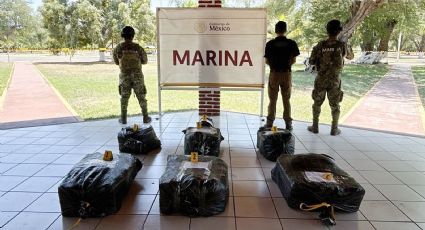 Aseguran en Michoacán embarcación con 265 kilos de cocaína