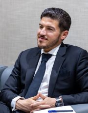 Foto descriptiva de: Samuel García confirma que grupo de K-Pop sorpresa para Fan Fest: Esto se sabe