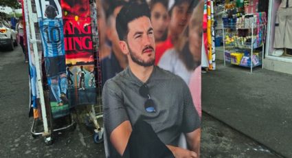 Frazadas de Samuel García conquistan el Centro de Monterrey y genera tendencia entre compradoras