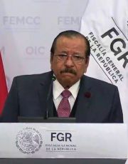Foto descriptiva de: FGR frena detención provisional de Rubén Rocha y políticos