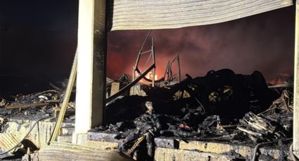 Sofocan aparatoso incendio en Umán
