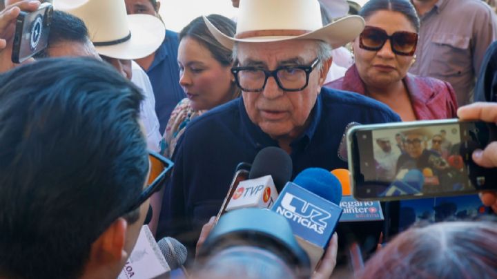 Chavira pide a Rocha separarse del cargo para investigación