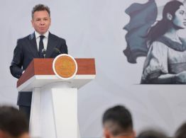Pablo Lemus exige respetar el calendario escolar en Jalisco