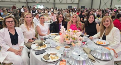 Samuel García festeja a madres trabajadoras del Gobierno de Nuevo León