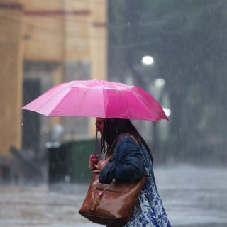 Congreso CDMX se inunda y desata críticas por drenaje