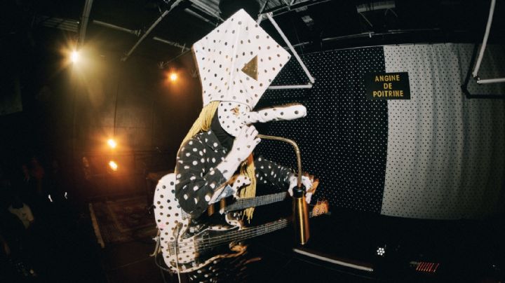 'Vol. II': Rock interdimensional por Angine de Poitrine