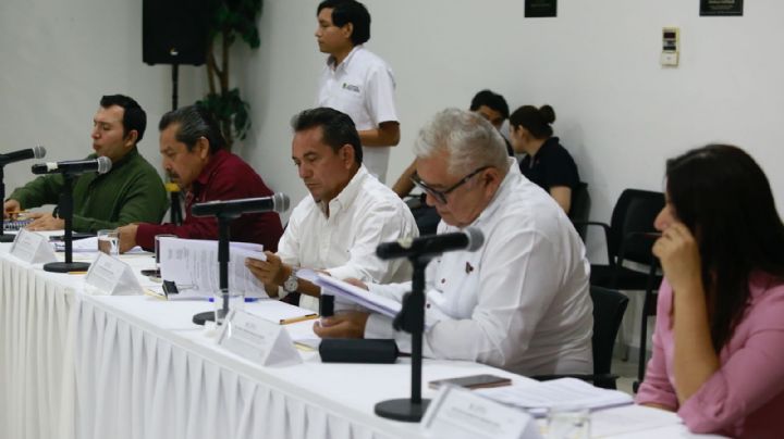 Comisiones Unidas estudian iniciativas en materia de transporte y justicia administrativa