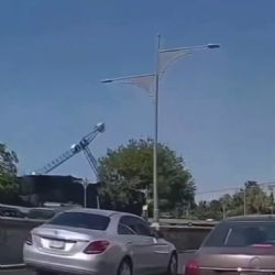 VIDEO | Momento exacto de la caída de grúa en CDMX