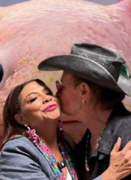 De los ajolotes a U2: los momentos virales que sacudieron la CDMX