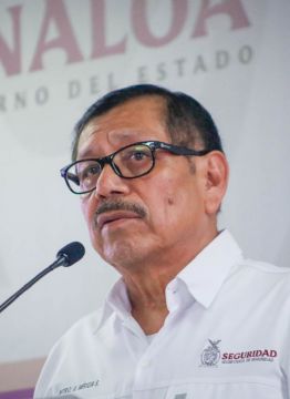 El futuro de Rubén Rocha tras la entrega de sus exfuncionarios en EU