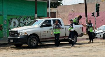 Reparan fuga de agua en Iztapalapa y estalla otra en Xochimilco
