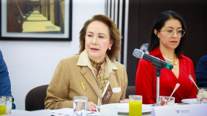 Yasmín Esquivel se reúne con jueces para abordar retos de justicia