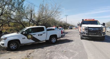 Encuentran a hombre desnudo y con golpes en Libramiento Noroeste en Santa Catarina