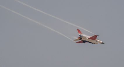 VIDEO | Chocan dos aviones de combate en EU
