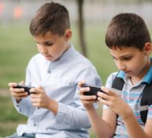 ¿Adiós a los celulares en las aulas? El Congreso de la CDMX aprueba regulación